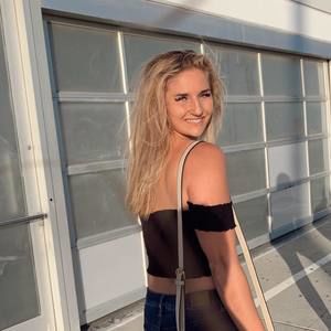 Meet your Posher, Taelor